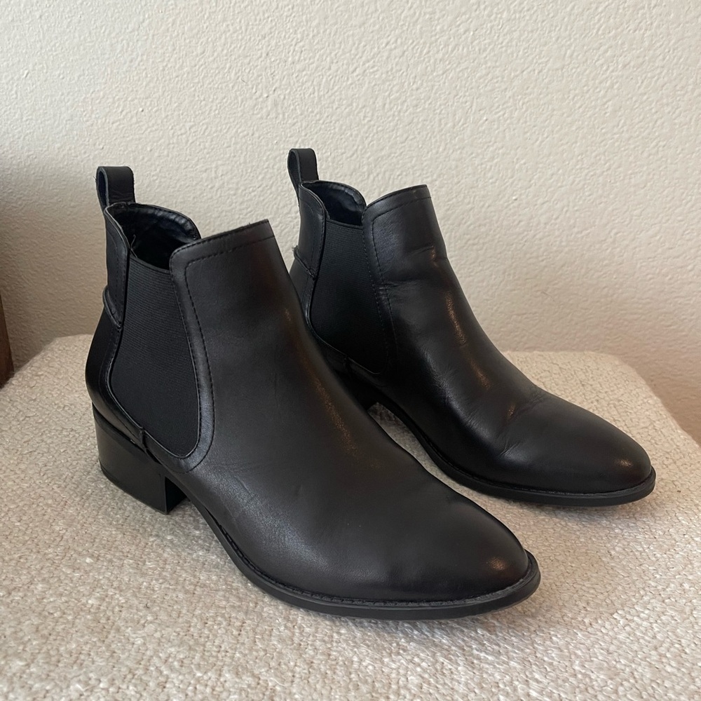 Steve Madden Dicey Ankle Boots - Picture 3 of 7
